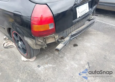 1998 Honda Civic Dx из США, поврежденный, VIN 2HGEJ6341WH111909